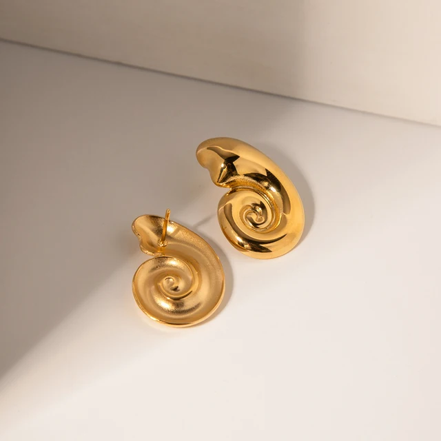 Isadora Earring