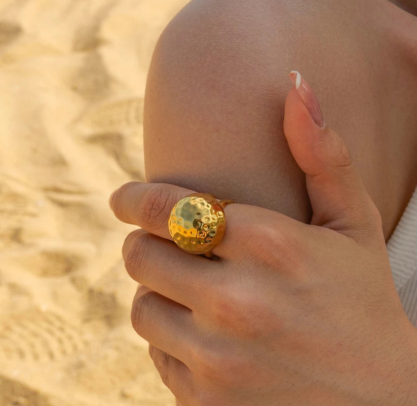 Araminta Ring