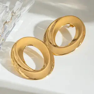 Aadhya Earring