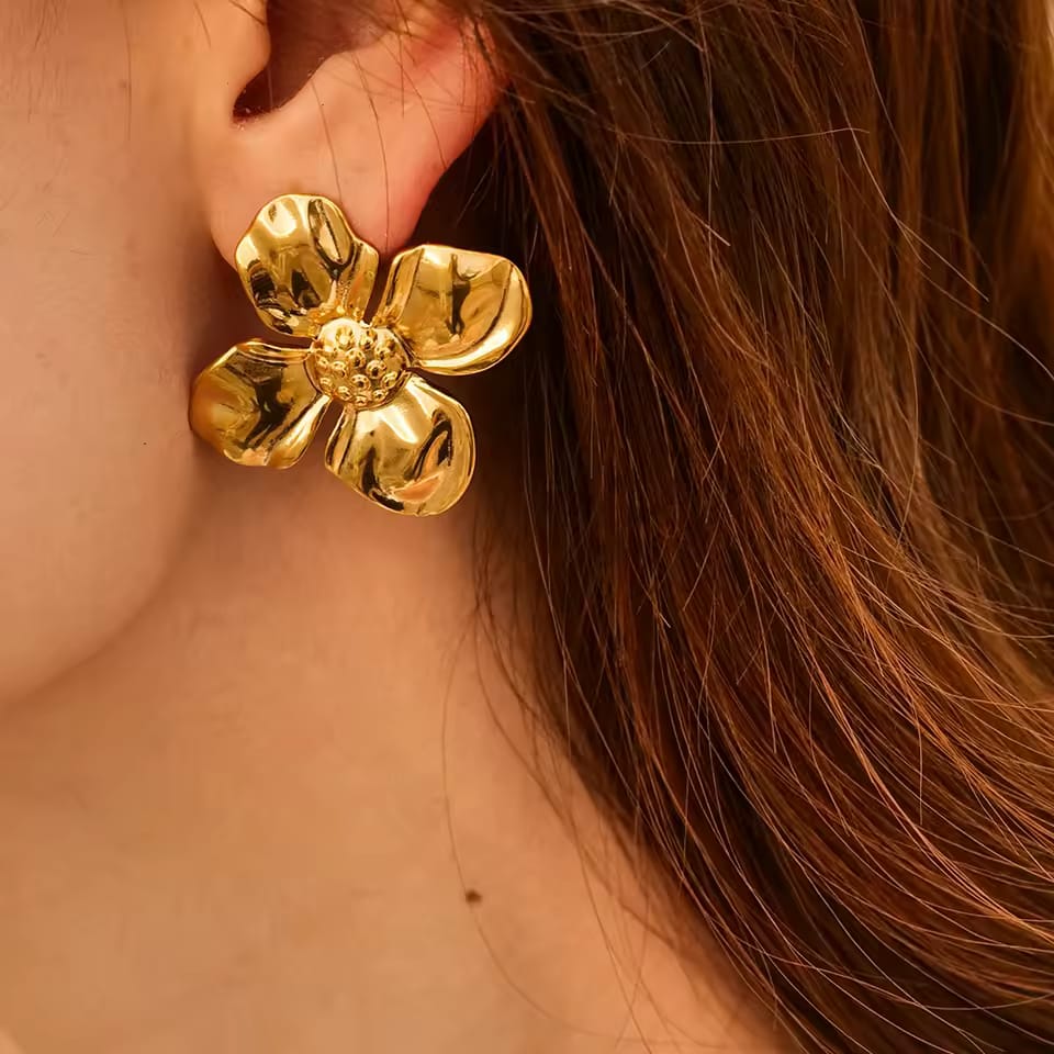 Lily Earring