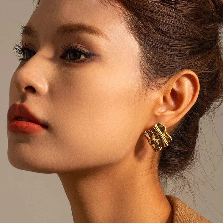 Chloe Earring
