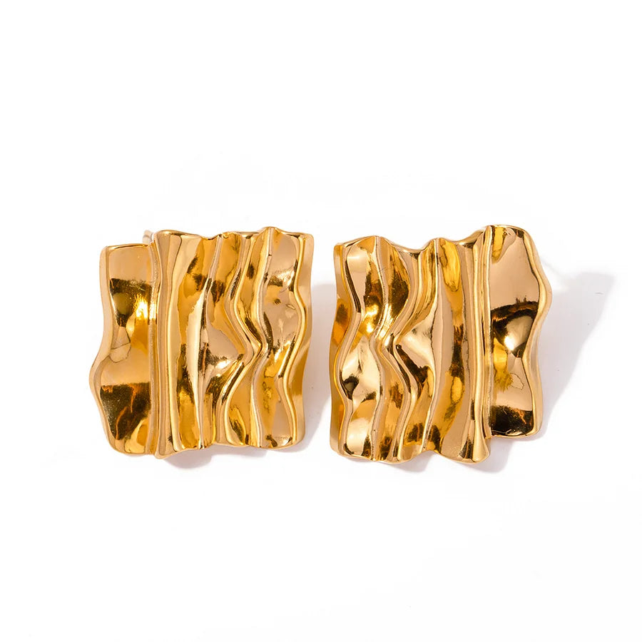 Chloe Earring